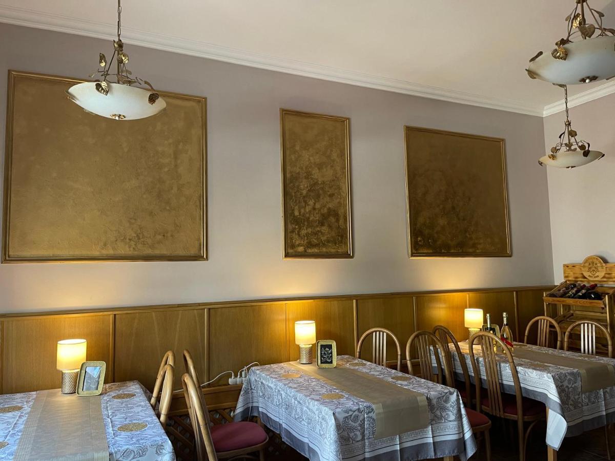 Apartamento Derby Apart Kvary Karlovy Vary Exterior foto